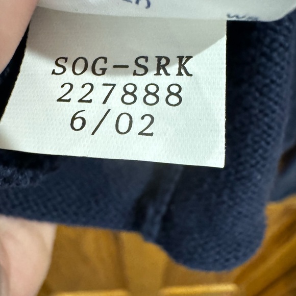 Vintage Tommy Jeans (Hilfiger) Star Front Sweater w/Red Stripes. Rolled hem - Picture 10 of 10